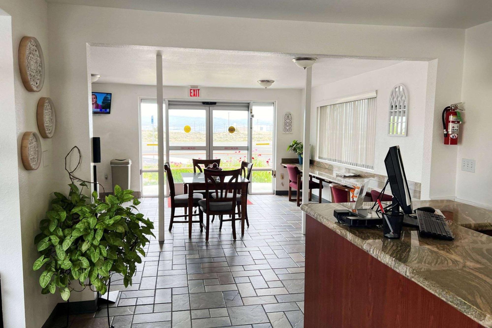 Econo Lodge Inn&Suites near China Lake Naval Station Ridgecrest Esterno foto