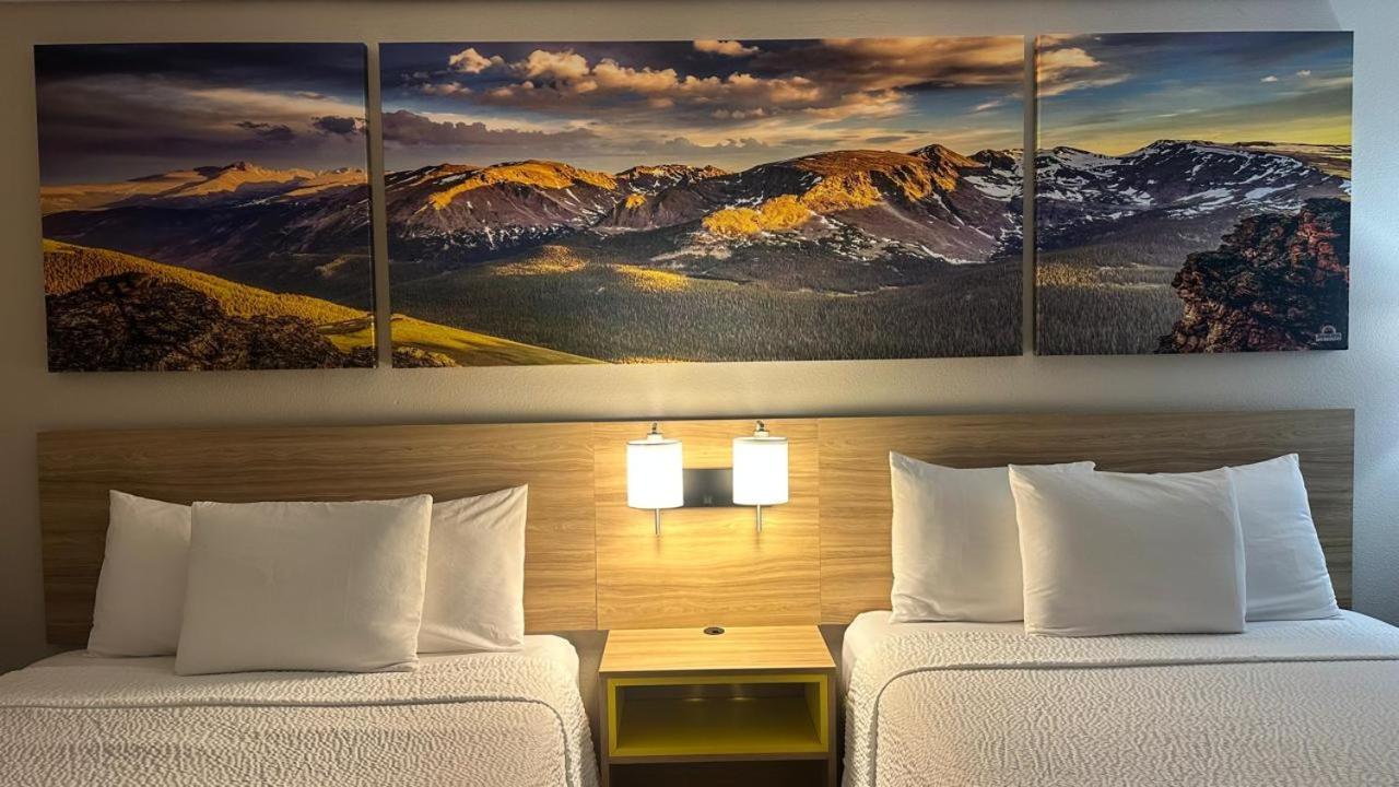 Econo Lodge Inn&Suites near China Lake Naval Station Ridgecrest Esterno foto