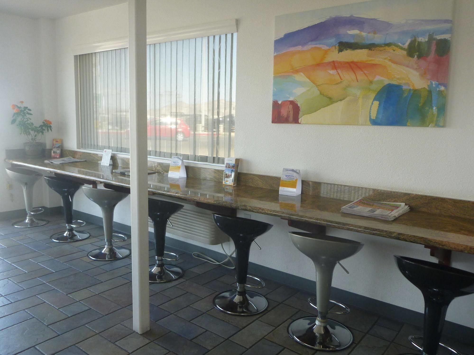 Econo Lodge Inn&Suites near China Lake Naval Station Ridgecrest Esterno foto